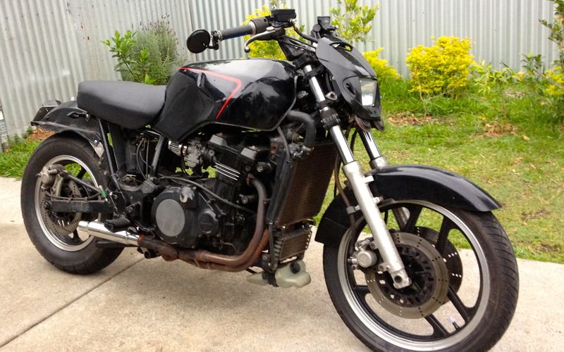 1992 KAWASAKI 1000CC GTR1000 (ZG1000)