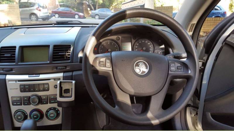 2007 HOLDEN COMMODORE OMEGA VE