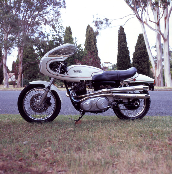 1971 NORTON 750CC 750 COMMANDO