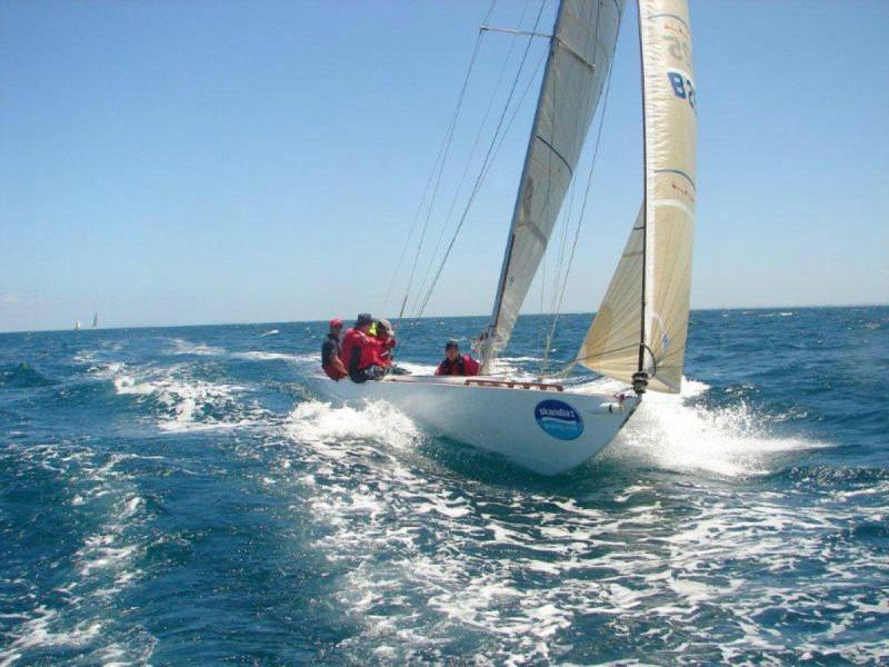 Uffa Fox Flying 25