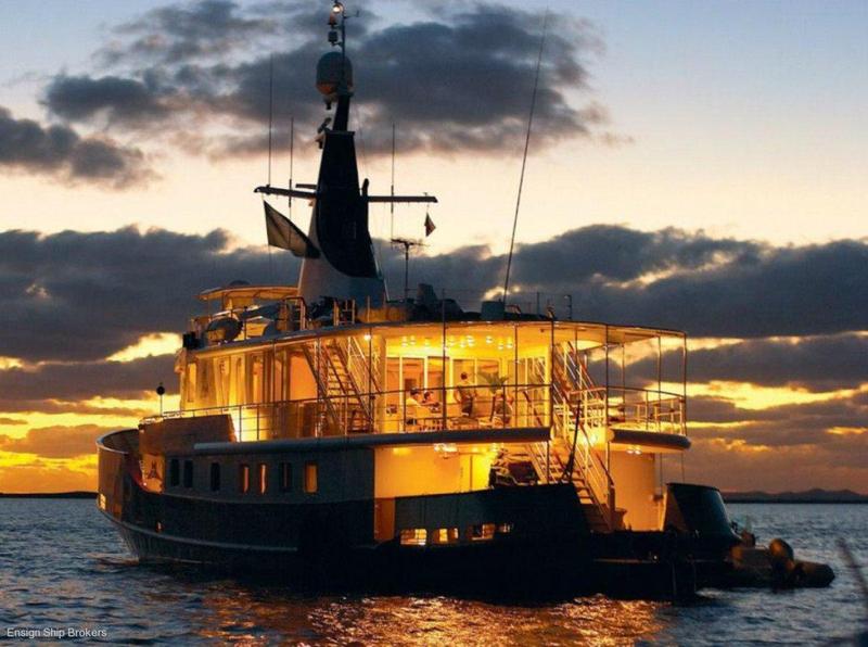 Custom Motor Yacht 110