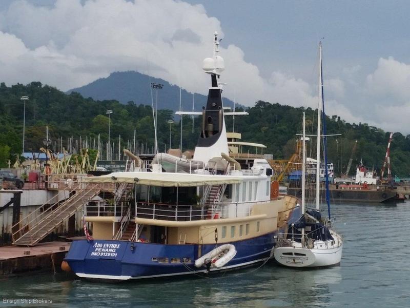 Custom Motor Yacht 110