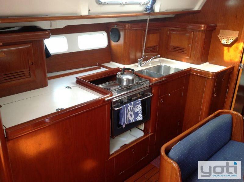 Beneteau Oceanis 411