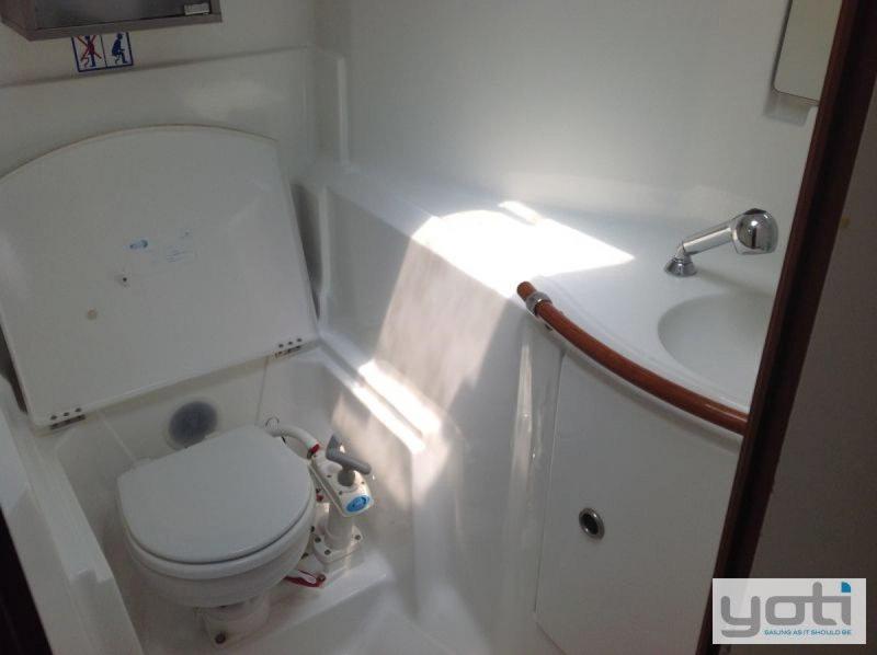 Beneteau Oceanis 411