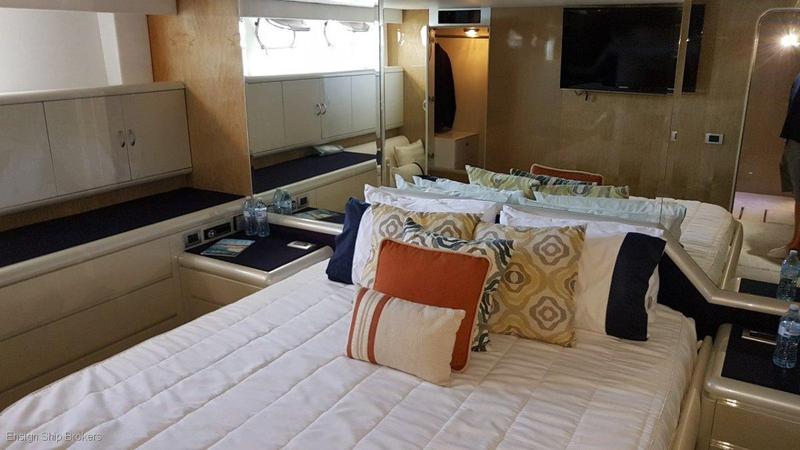 Azimut 98 Motor Yacht