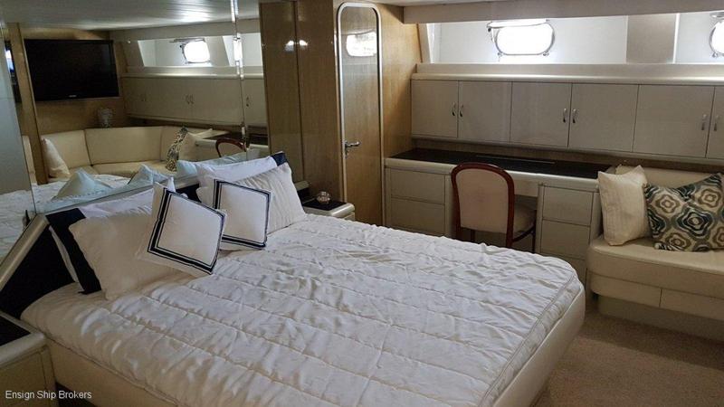 Azimut 98 Motor Yacht