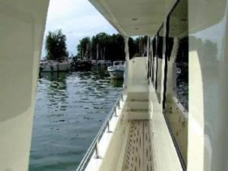 Hershine 61 Pilot House