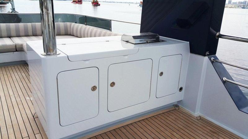 Bering B80 Expedition