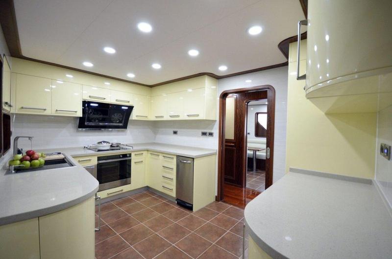 Bering B80 Expedition