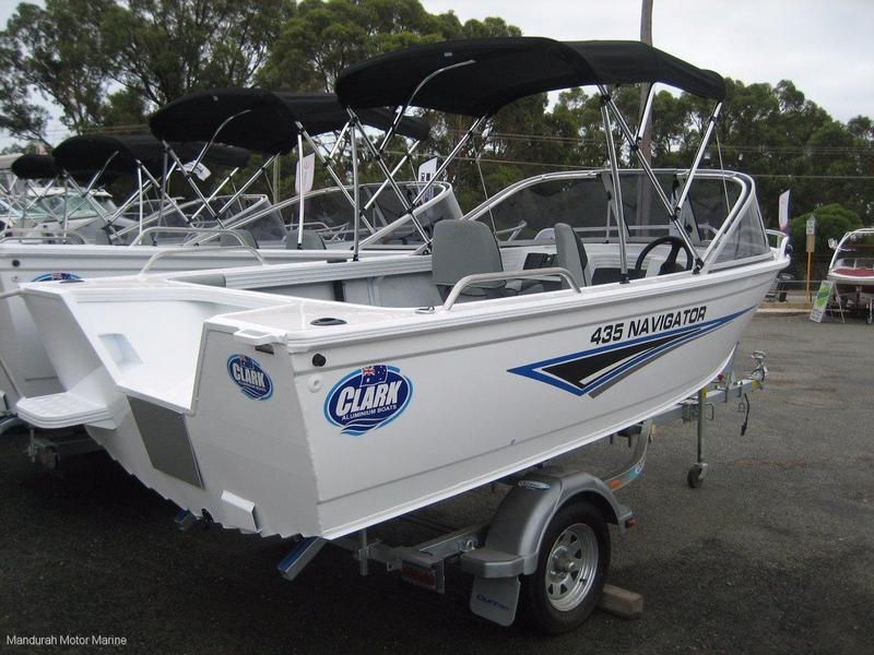 Clark 435 Navigator