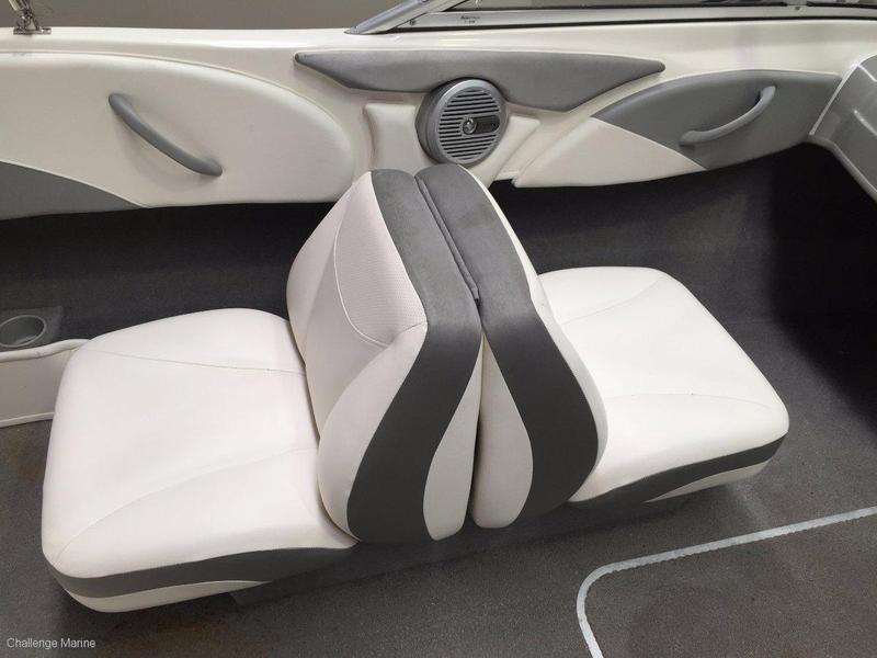 Bayliner 185 Bowrider SE with Extended Swim Platform