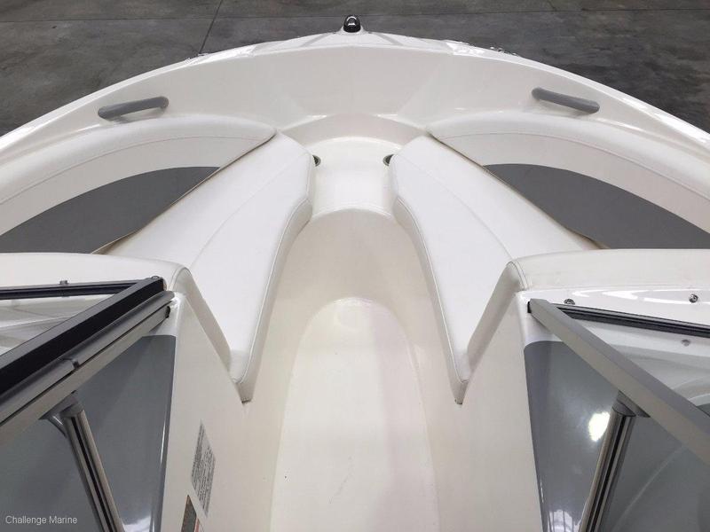 Bayliner 185 Bowrider SE with Extended Swim Platform