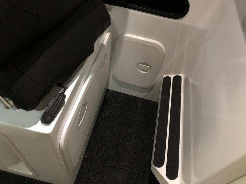 Razerline 7.6 Olympian Hard Top