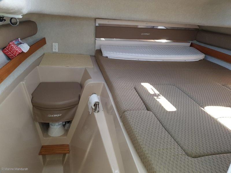 Glacier Bay 2685 Pilot House ***TOP OF THE CLASS***$112000***