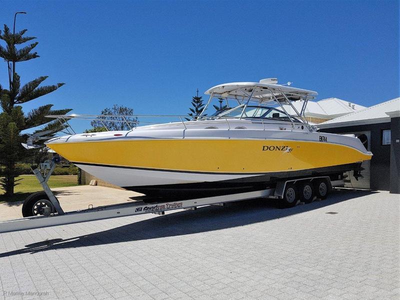 Donzi 38 ZSF Sportfish Cruiser *** SOMETHING SPECIAL*** $199,000 ***