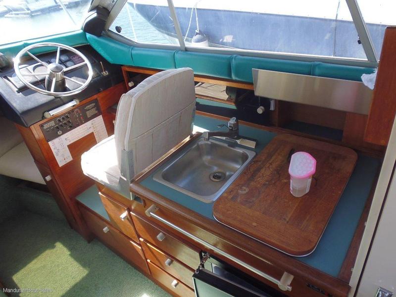 Bayliner 2556 Flybridge