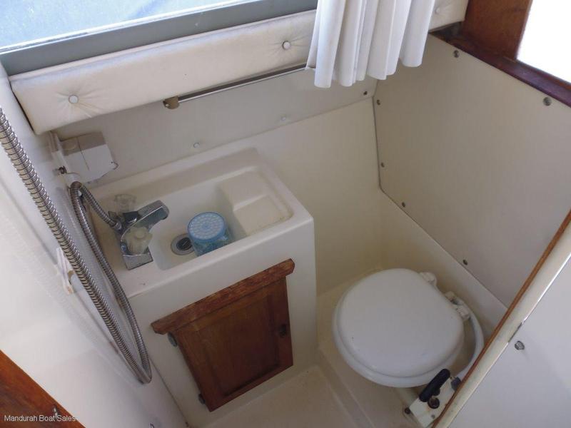 Bayliner 2556 Flybridge