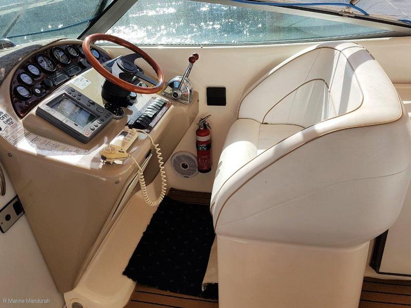 Riviera 3000 Offshore *** THE PERFECT 30*** $129,900 ***