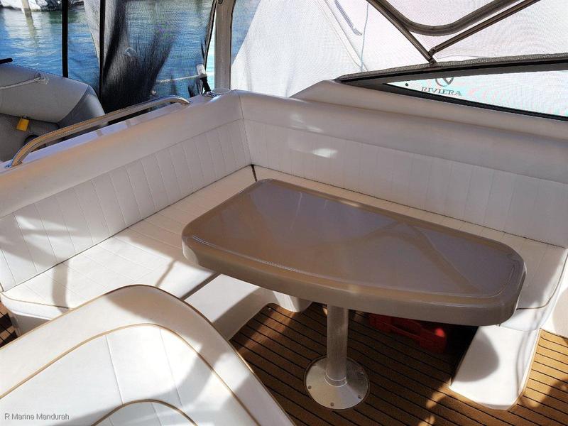 Riviera 3000 Offshore *** THE PERFECT 30*** $129,900 ***