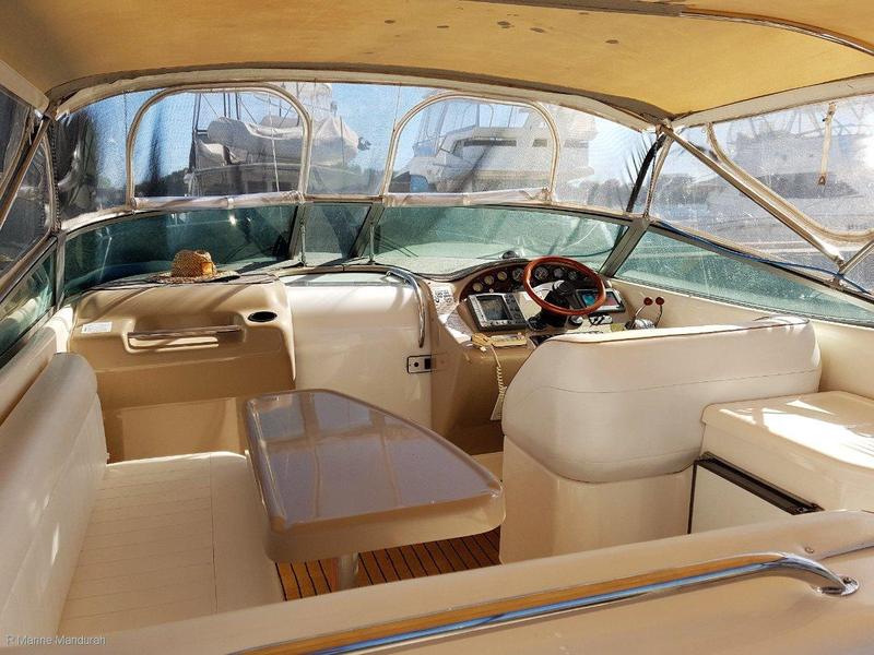 Riviera 3000 Offshore *** THE PERFECT 30*** $129,900 ***