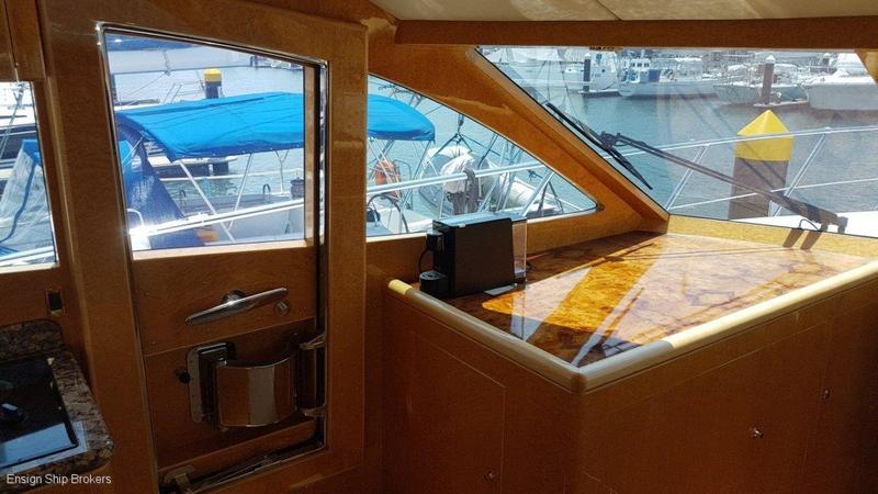 Dyna 65 Motor Yacht