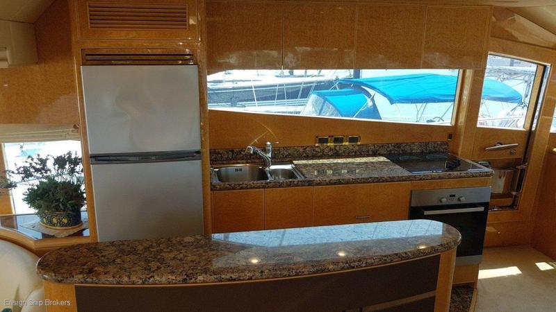 Dyna 65 Motor Yacht