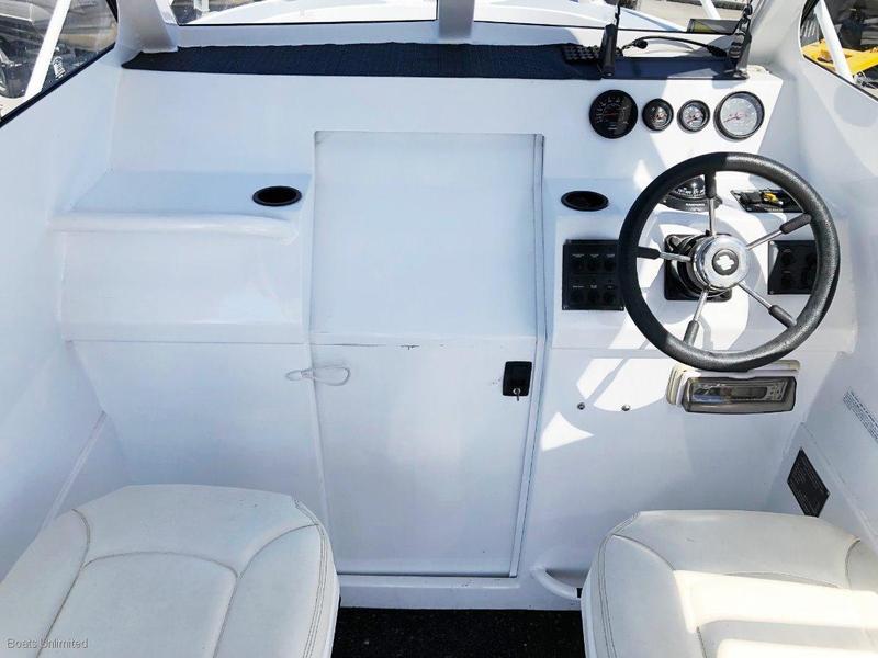 Razerline 6.6 Centre Cab Walkaround Full HArdtop with Glass Sliding Windows