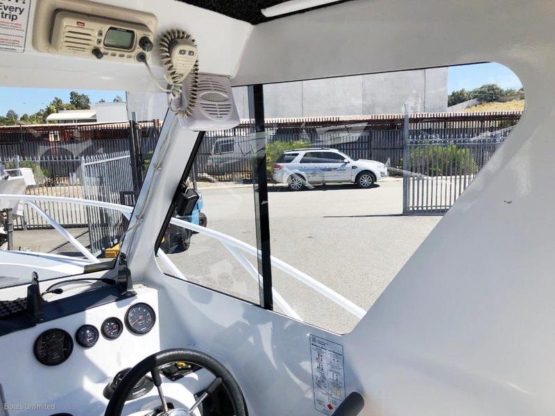 Razerline 6.6 Centre Cab Walkaround Full HArdtop with Glass Sliding Windows
