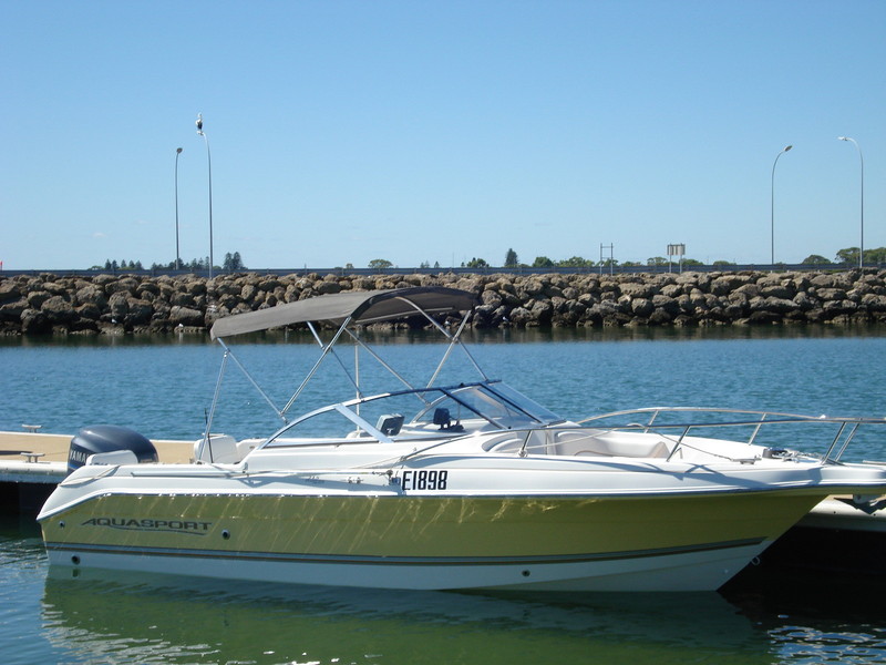 2005 AQUASPORT OSPREY 7.2m.