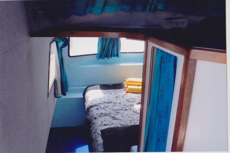 2002 HOUSEBOAT CATARMARAN