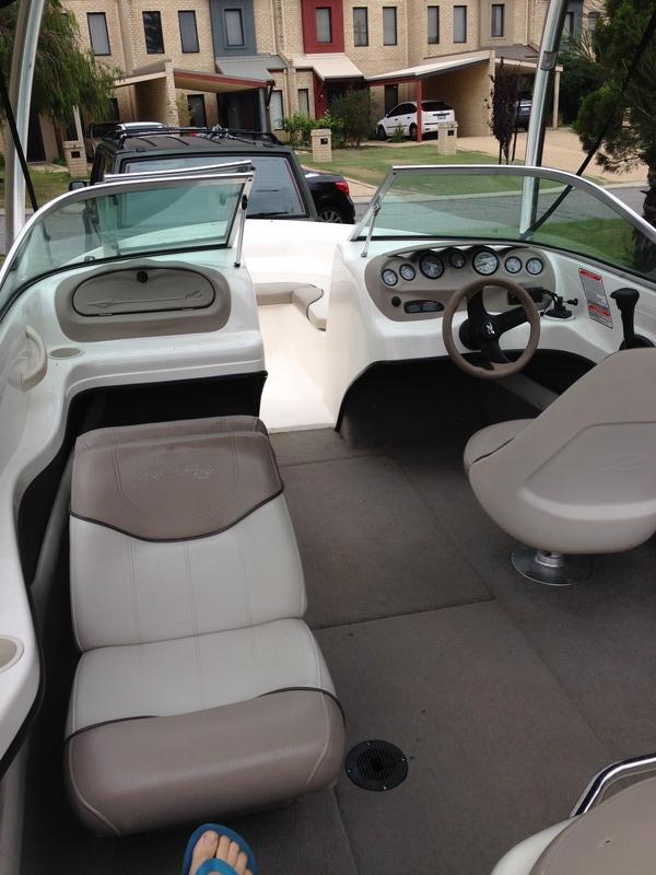 2007 SEA RAY 185 SPORT
