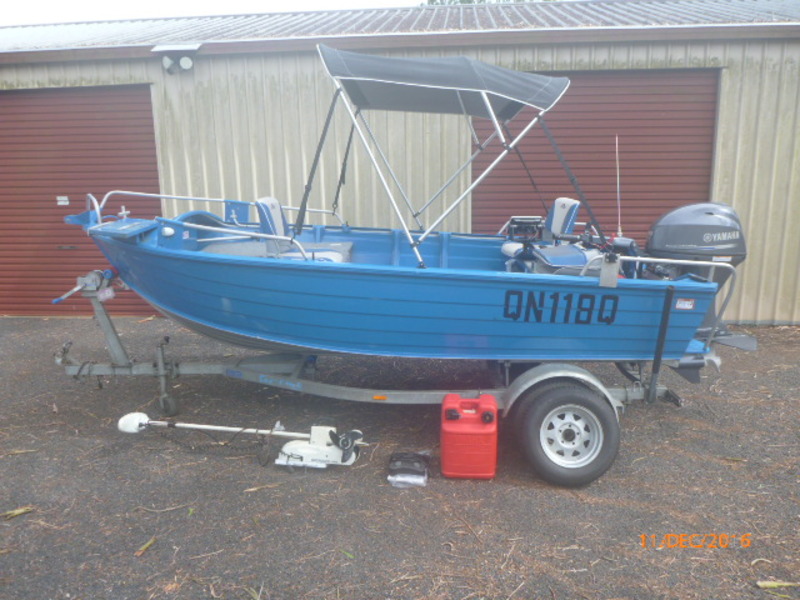 2006 QUINTREX 420 DORY MY06