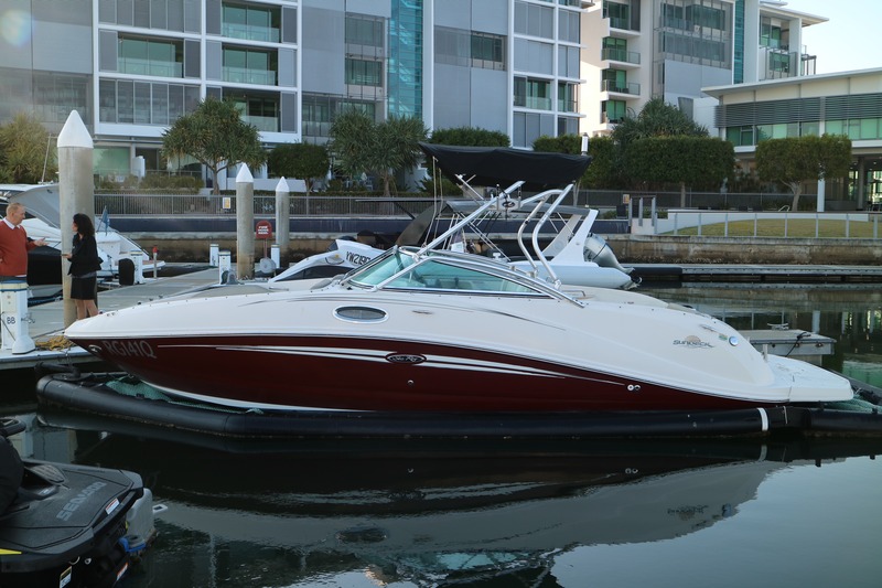 2007 SEA RAY 260 SUNDECK