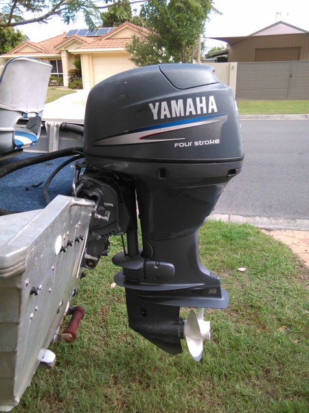2001 QUINTREX 4 10 DORY