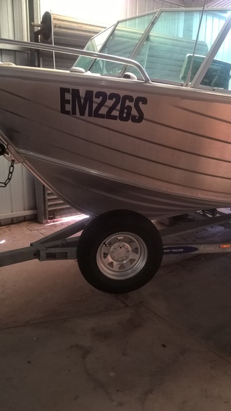 2012 QUINTREX 460 DORY MY08
