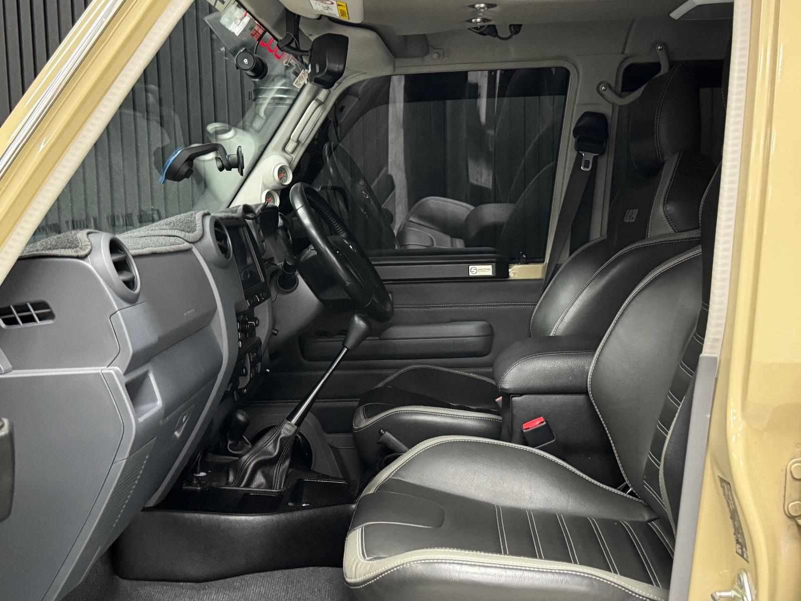 2021 TOYOTA LANDCRUISER VDJ79R GXL MANUAL CAB CHASSIS