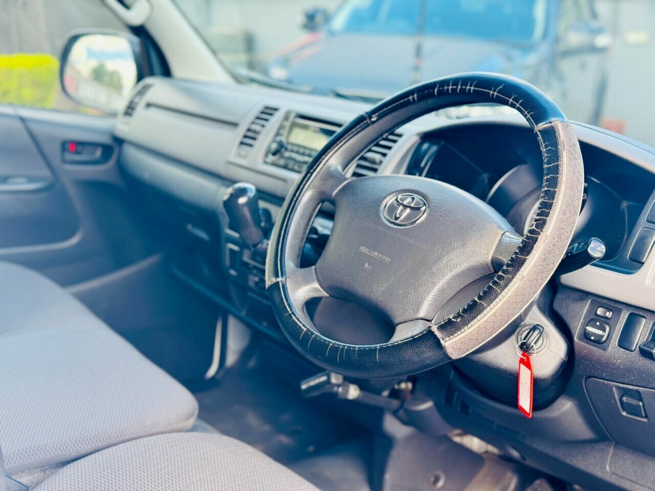 2013 TOYOTA HIACE LWB KDH201R MANUAL VAN