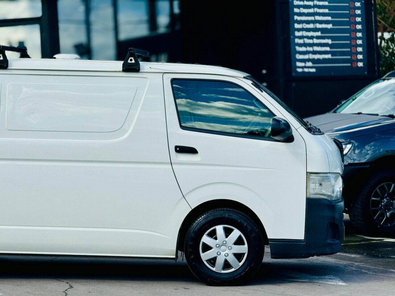 2013 TOYOTA HIACE LWB KDH201R MANUAL VAN