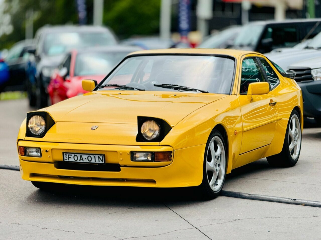 1985 PORSCHE 944 MANUAL 2D COUPE
