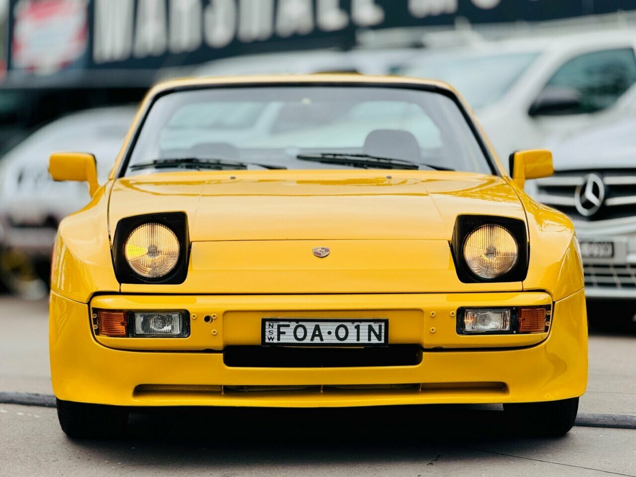 1985 PORSCHE 944 MANUAL 2D COUPE
