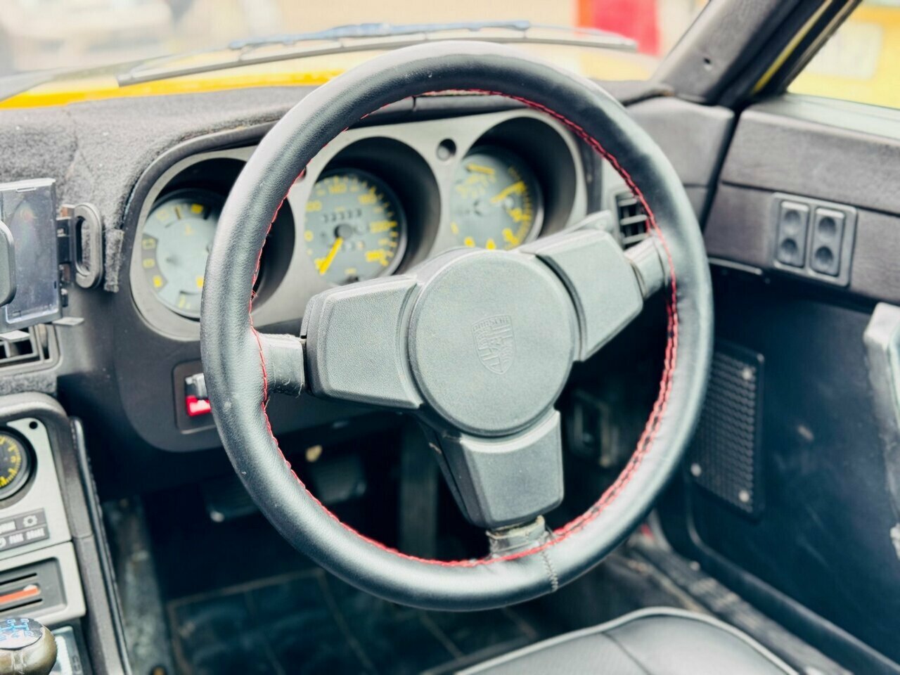 1985 PORSCHE 944 MANUAL 2D COUPE