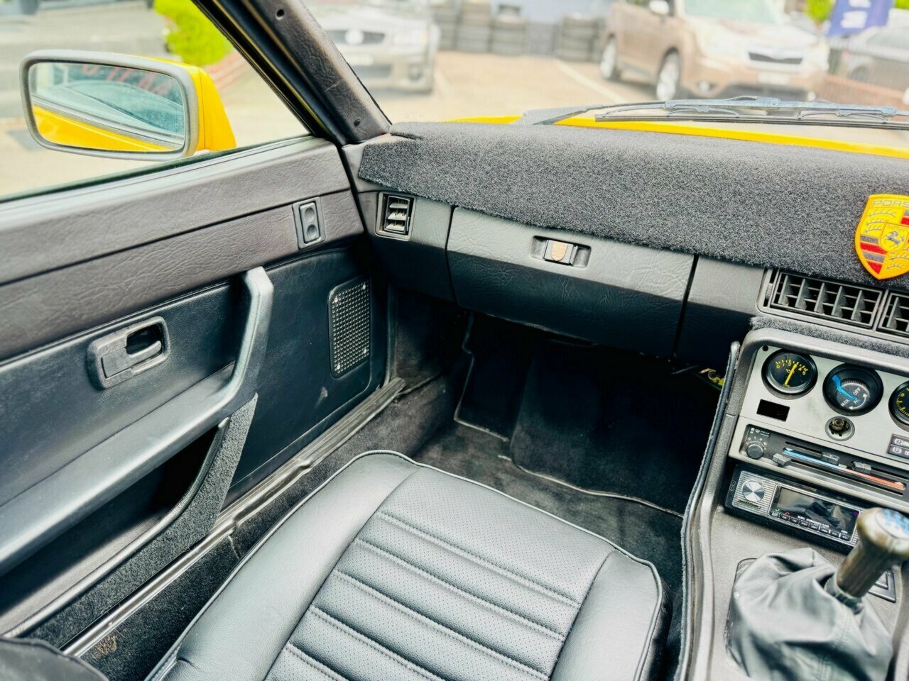 1985 PORSCHE 944 MANUAL 2D COUPE
