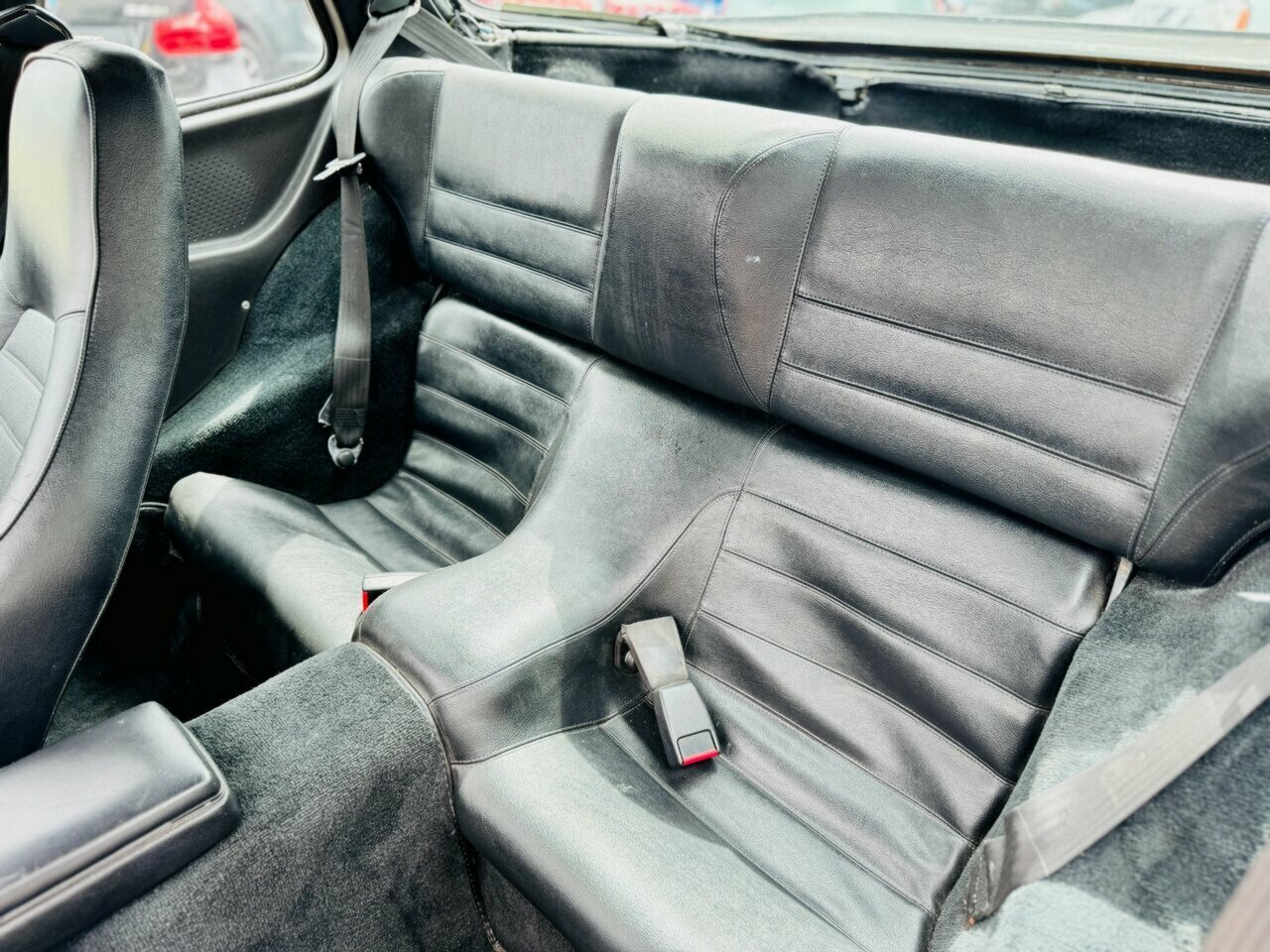 1985 PORSCHE 944 MANUAL 2D COUPE