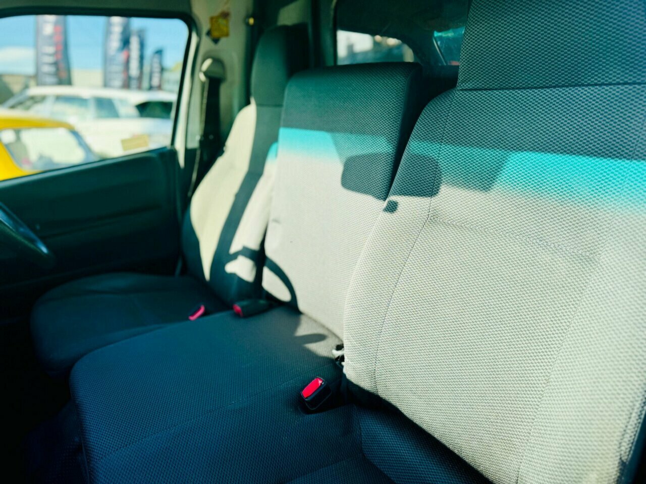 2013 TOYOTA HIACE LWB KDH201R AUTOMATIC 4D VAN