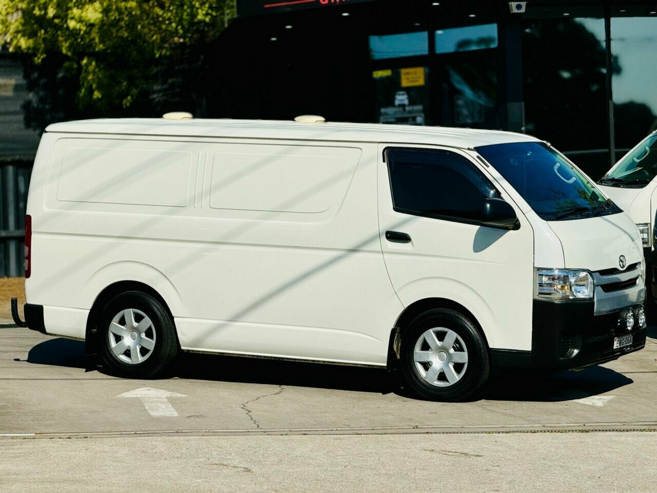 2018 TOYOTA HIACE LWB KDH201R MY16 MANUAL 4D VAN