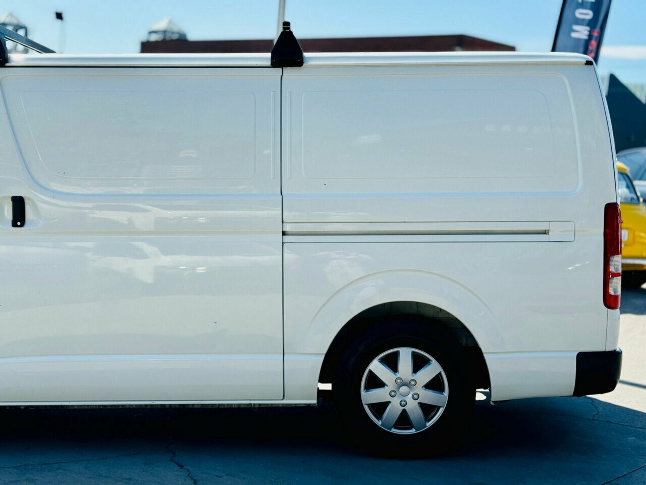 2013 TOYOTA HIACE LWB KDH201R MY12 UPGRADE MANUAL 4D VAN