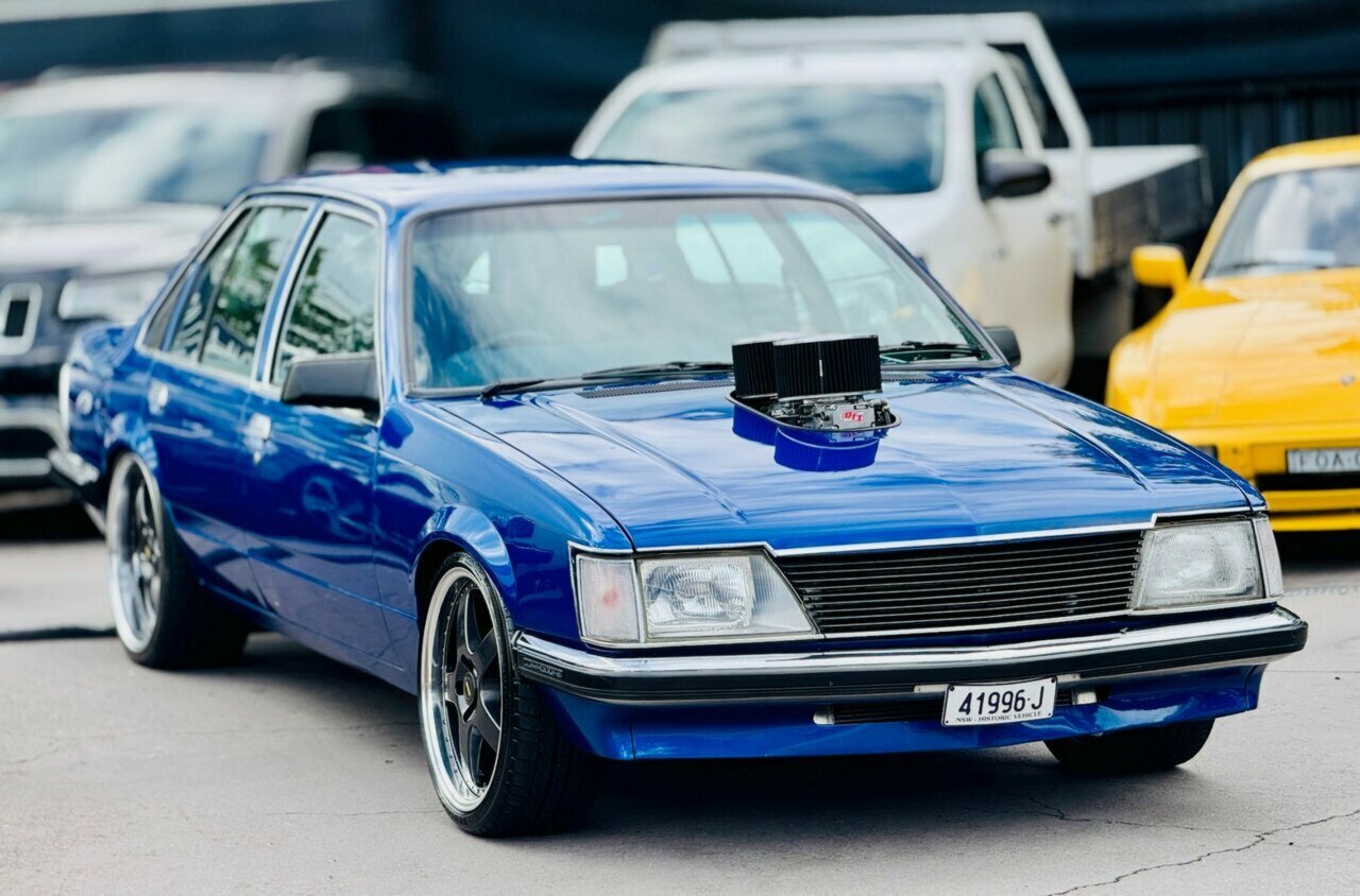 1983 HOLDEN COMMODORE VH SLE MAN 4SP 5.0 SEDAN