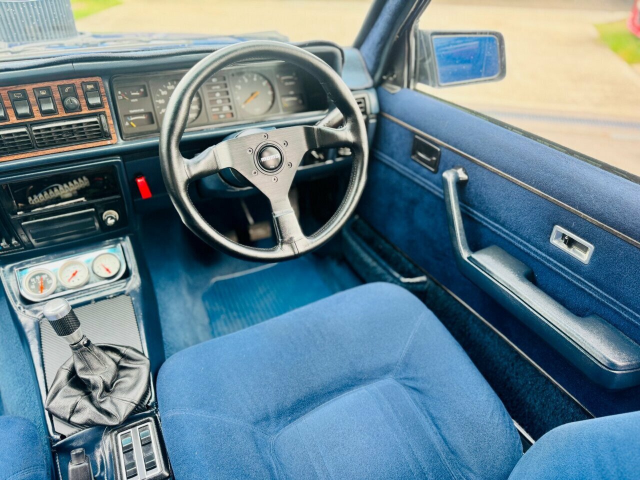 1983 HOLDEN COMMODORE VH SLE MAN 4SP 5.0 SEDAN