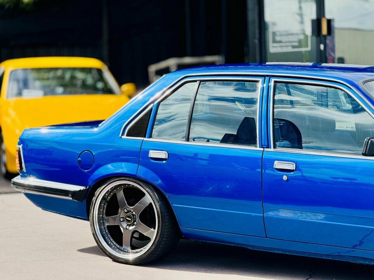 1983 HOLDEN COMMODORE VH SLE MAN 4SP 5.0 SEDAN