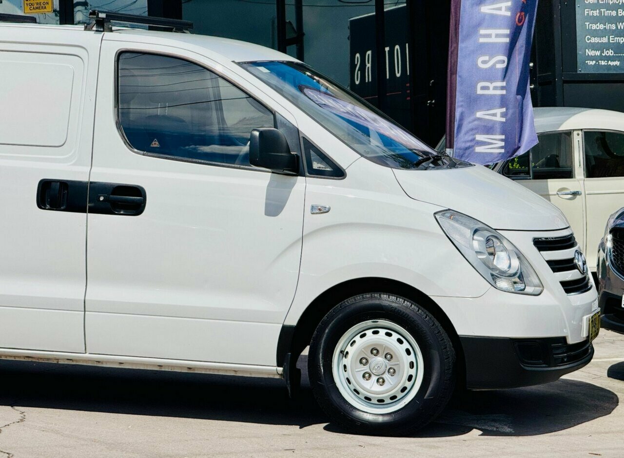 2017 HYUNDAI ILOAD 3S LIFTBACK TQ SERIES 2 (TQ3) MY17 MANUAL 4D VAN